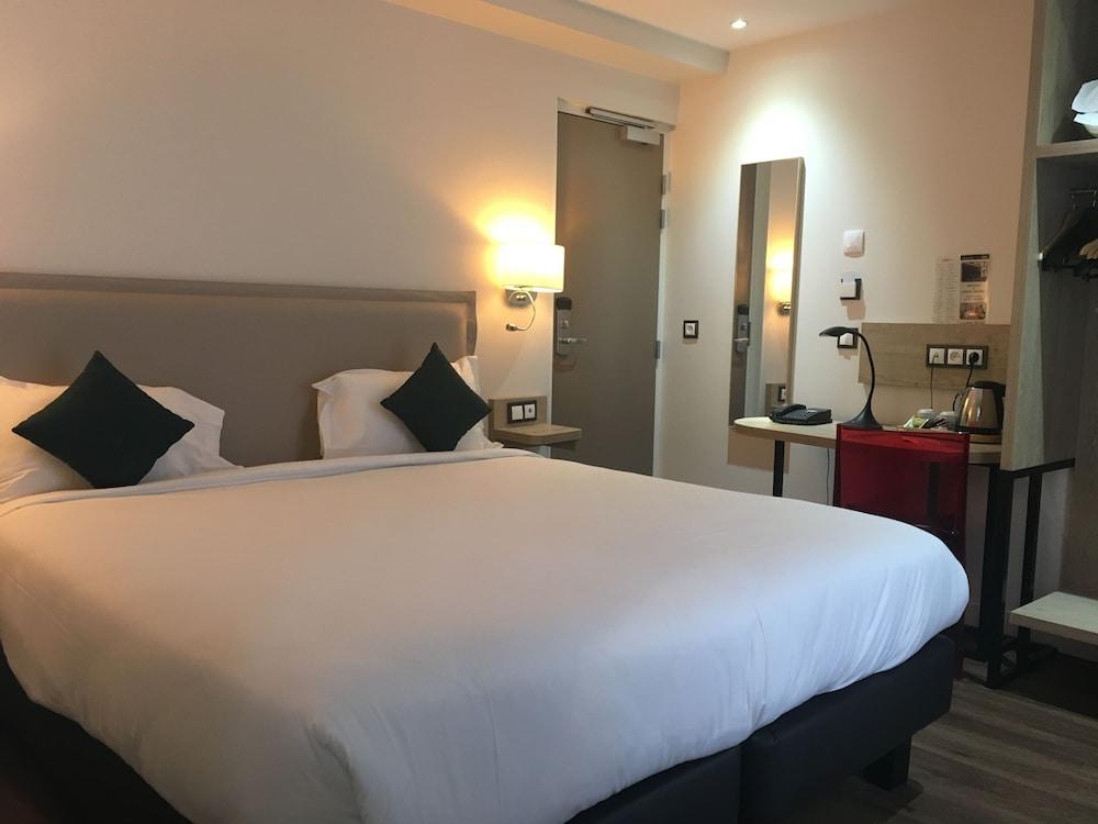 Courcelles Mederic Hotell Paris Eksteriør bilde