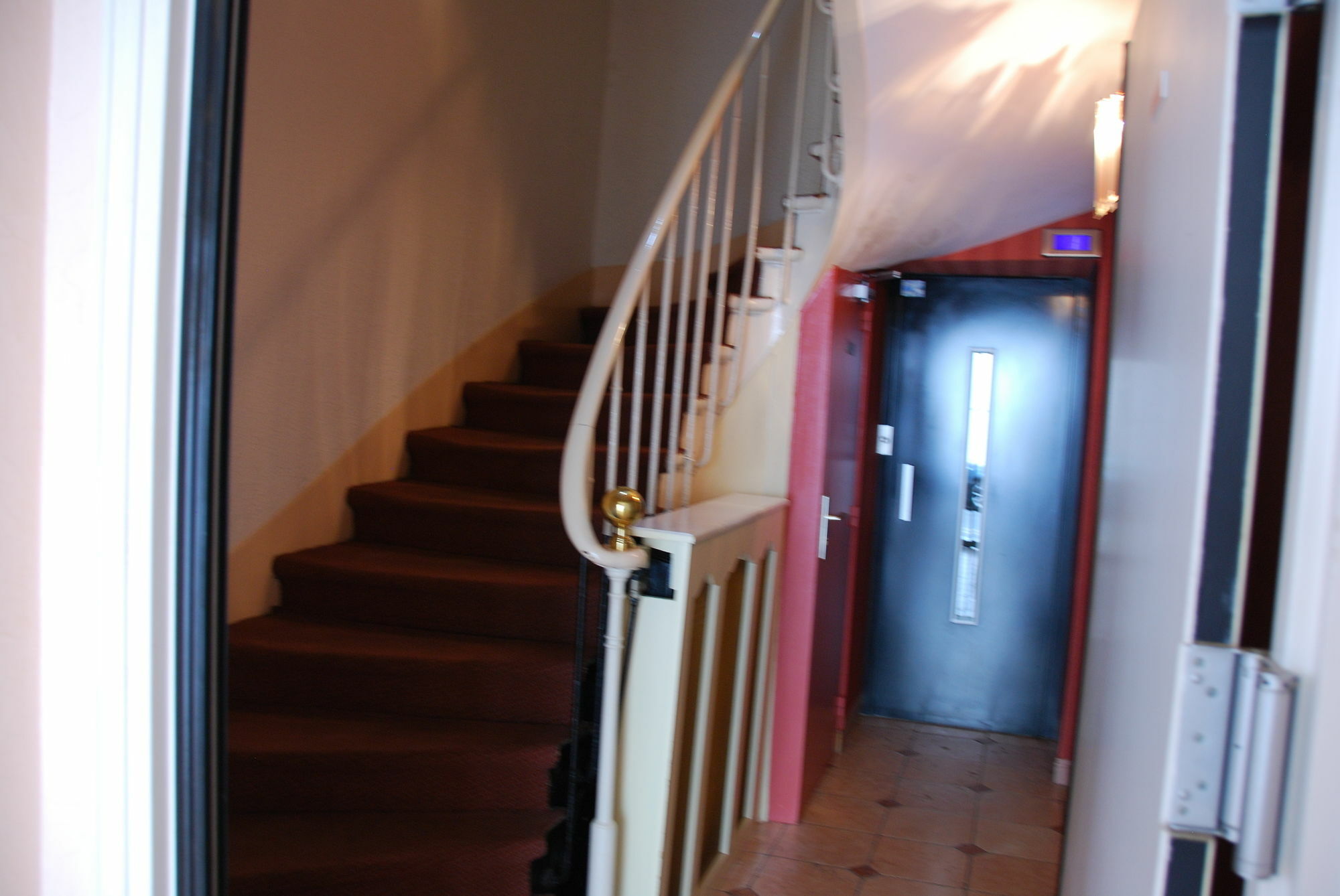 Courcelles Mederic Hotell Paris Eksteriør bilde