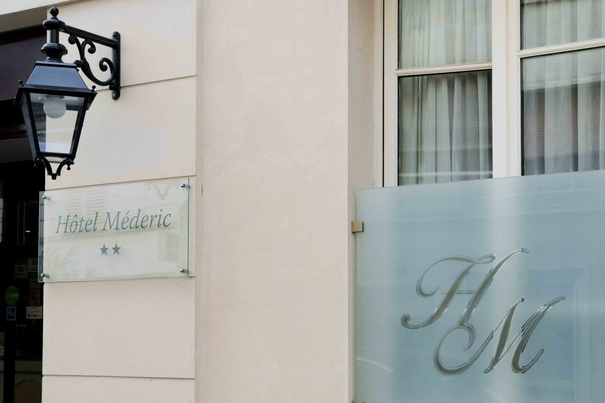 Courcelles Mederic Hotell Paris Eksteriør bilde